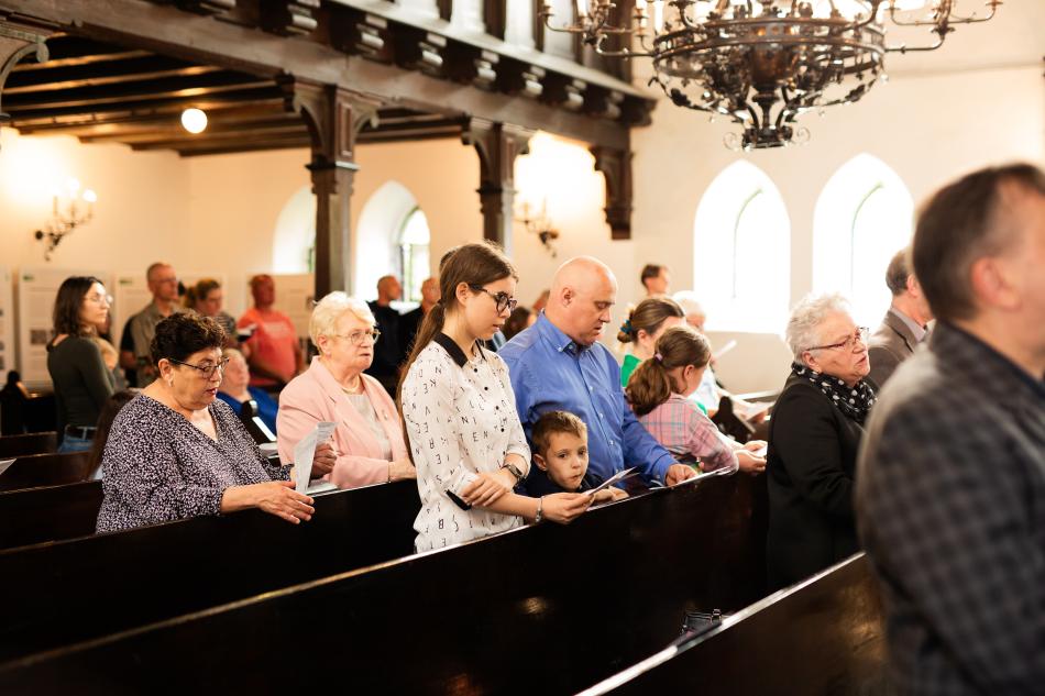 Więcej niż zabytkowe mury – to nasza przestrzeń otwartych drzwi. Uroczysty jubileusz 125-lecia kościoła Zbawiciela w Szopienicach 15 fot. jacek nawrat 6